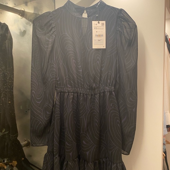 Zara printed mini dress. Tags still on never worn - Picture 6 of 10